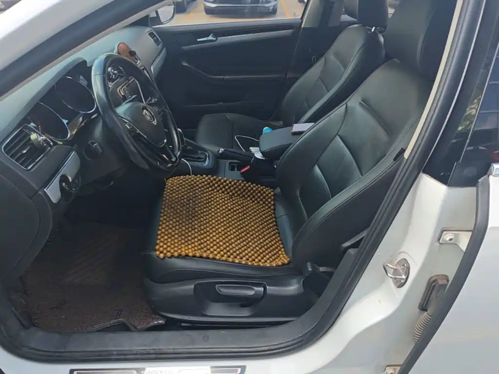 Volkswagen Sagitar — миниатюра 20