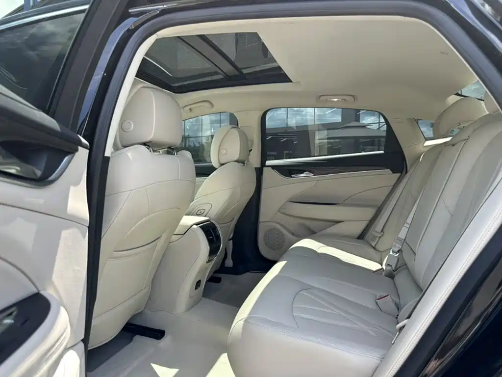 Buick LaCrosse — миниатюра 22