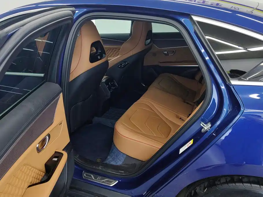 BYD Han — миниатюра 11