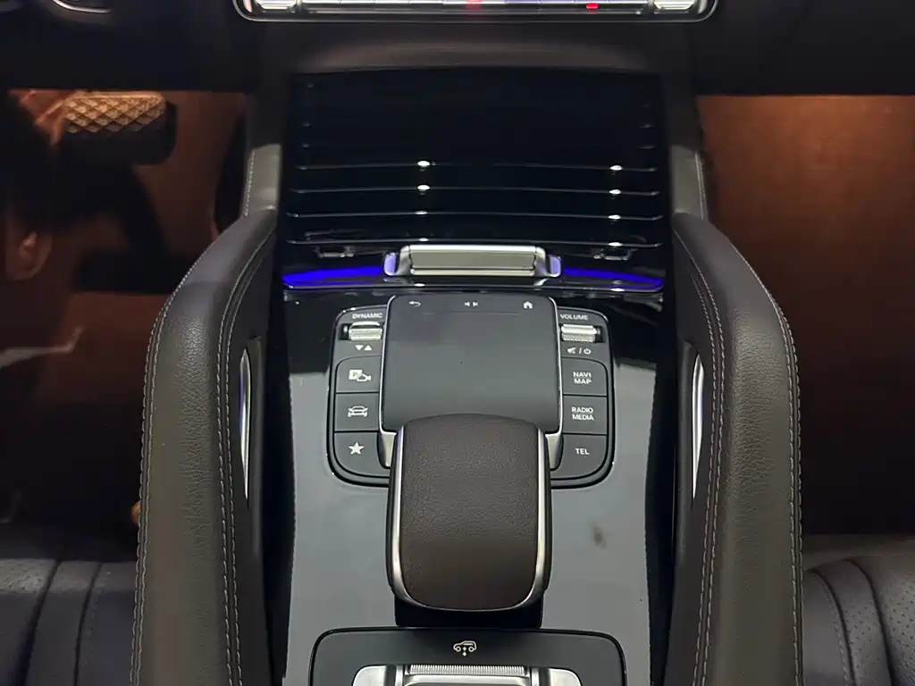 Mercedes-Benz GLE (Import) — миниатюра 9