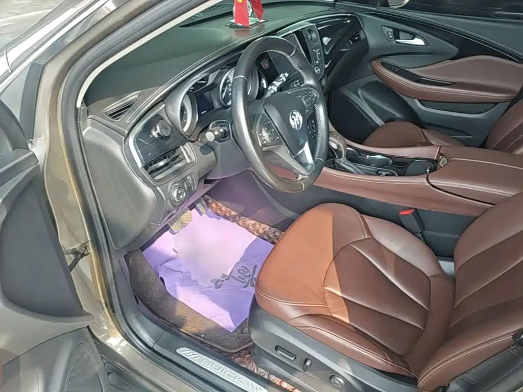 Buick Envision Plus — миниатюра 16