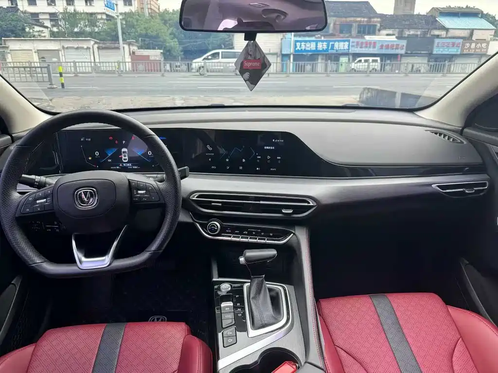 Changan Eado — миниатюра 8