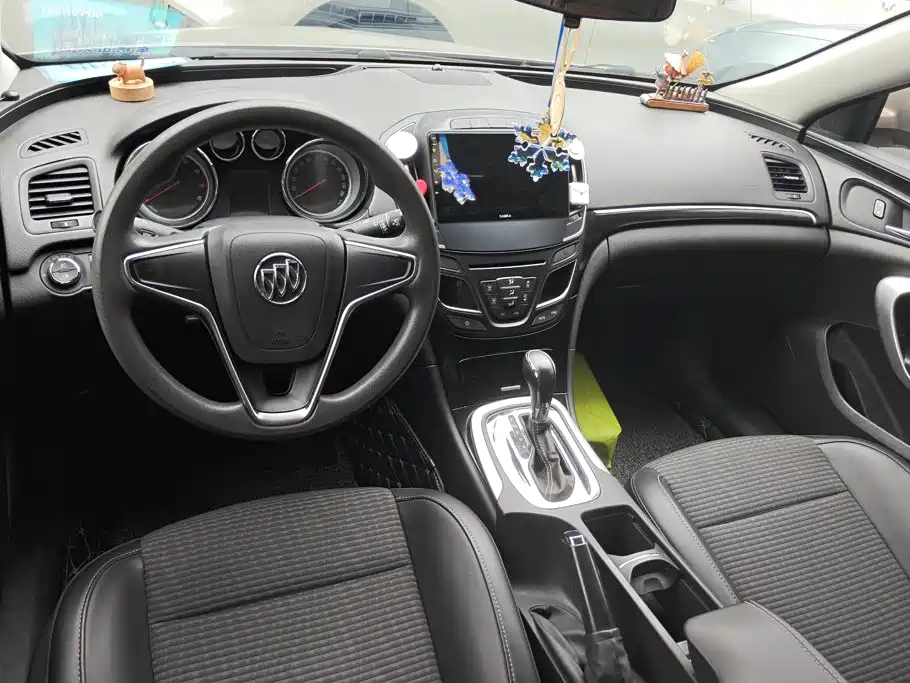 Buick Regal — миниатюра 12