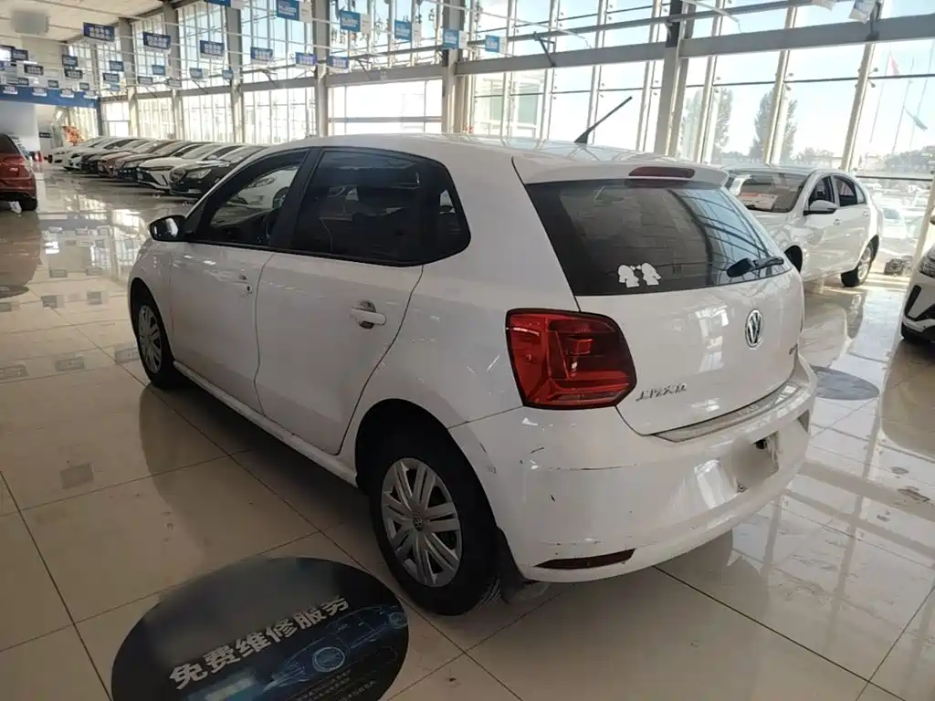Volkswagen Polo — миниатюра 5