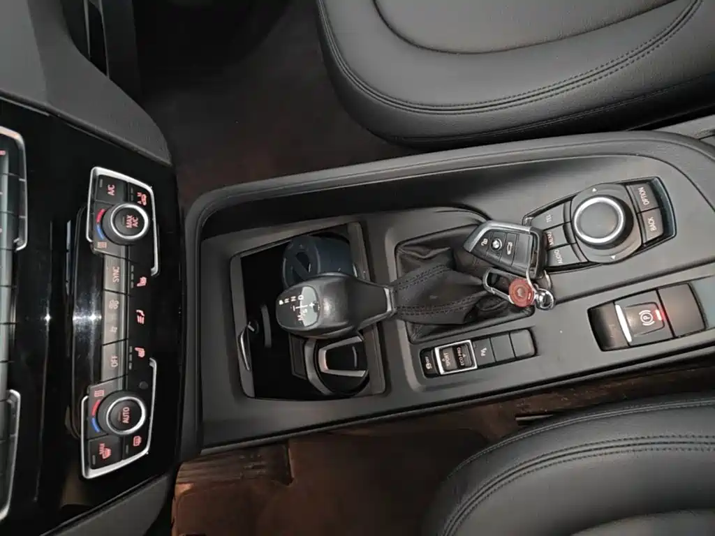 BMW X1 — миниатюра 14