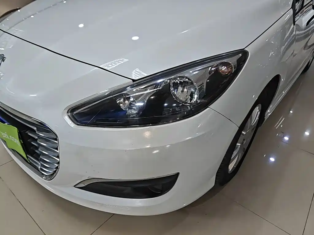 Peugeot 308 — миниатюра 24