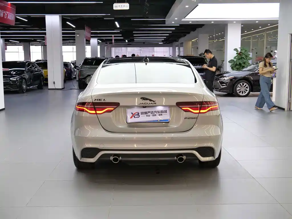 Jaguar XEL — миниатюра 19