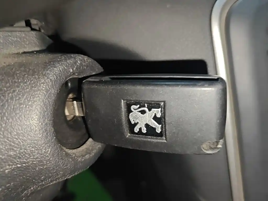 Peugeot 308 — миниатюра 9