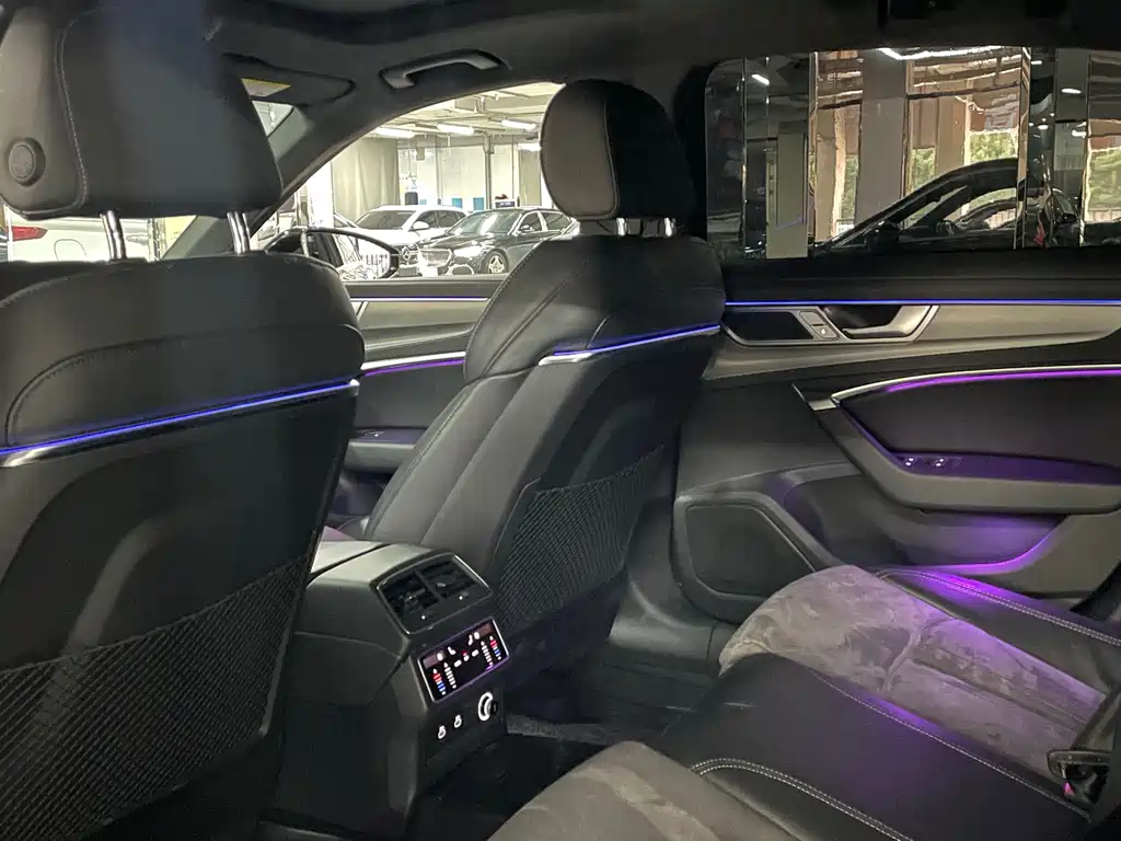 Audi A6L — миниатюра 8