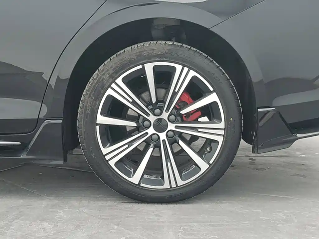 Geely Xingrui — миниатюра 12