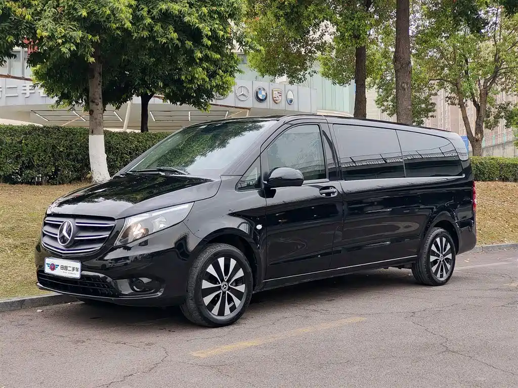 Mercedes-Benz Vito 2023
