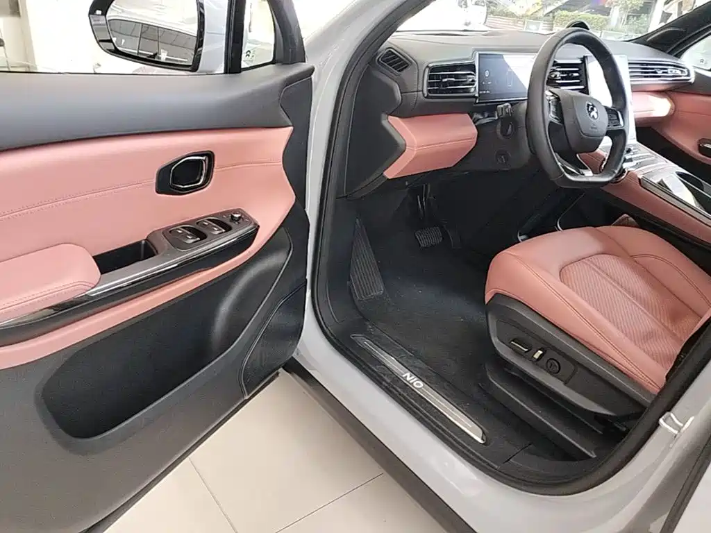NIO EC6 — миниатюра 16