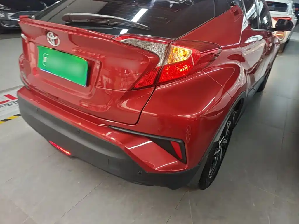 Toyota C-HR — миниатюра 8