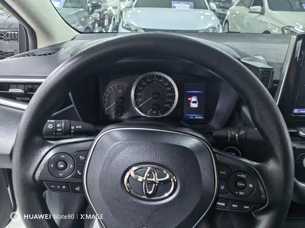 Toyota Corolla — миниатюра 10