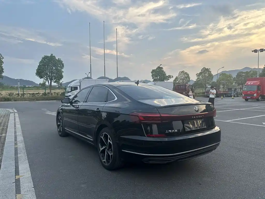 Volkswagen Passat — миниатюра 6