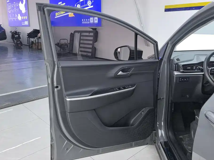 Hyundai Custo 2021 270TGDi Luxury LUX
