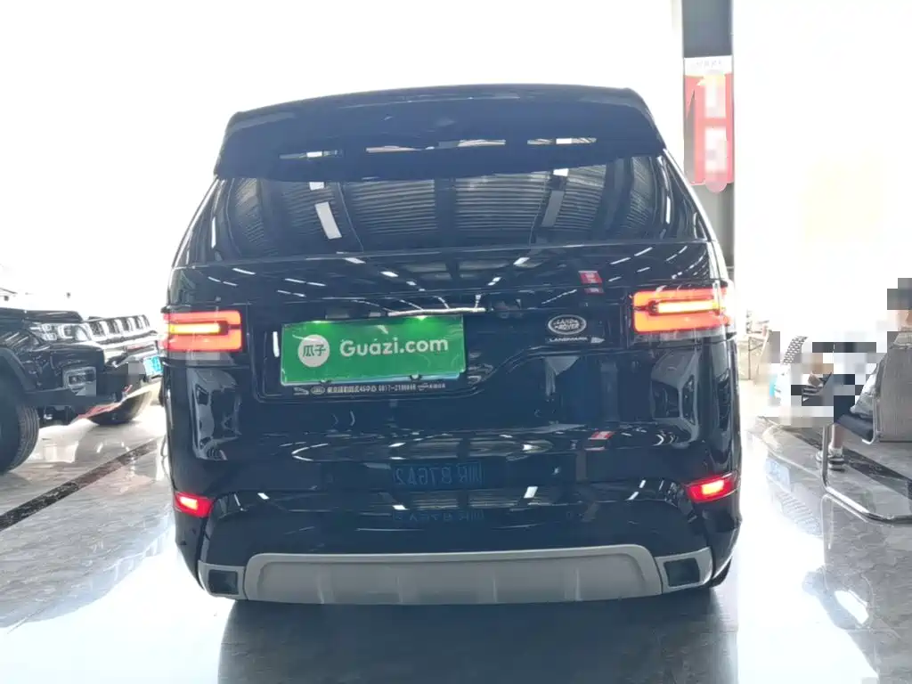 Land Rover Discovery — миниатюра 6