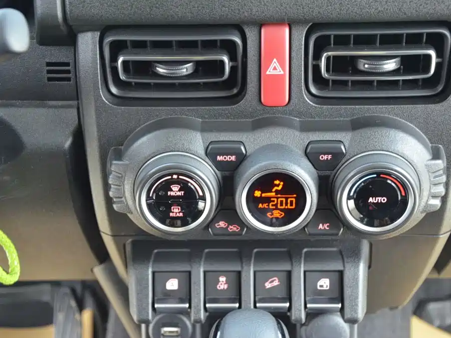 Suzuki Jimny — миниатюра 7