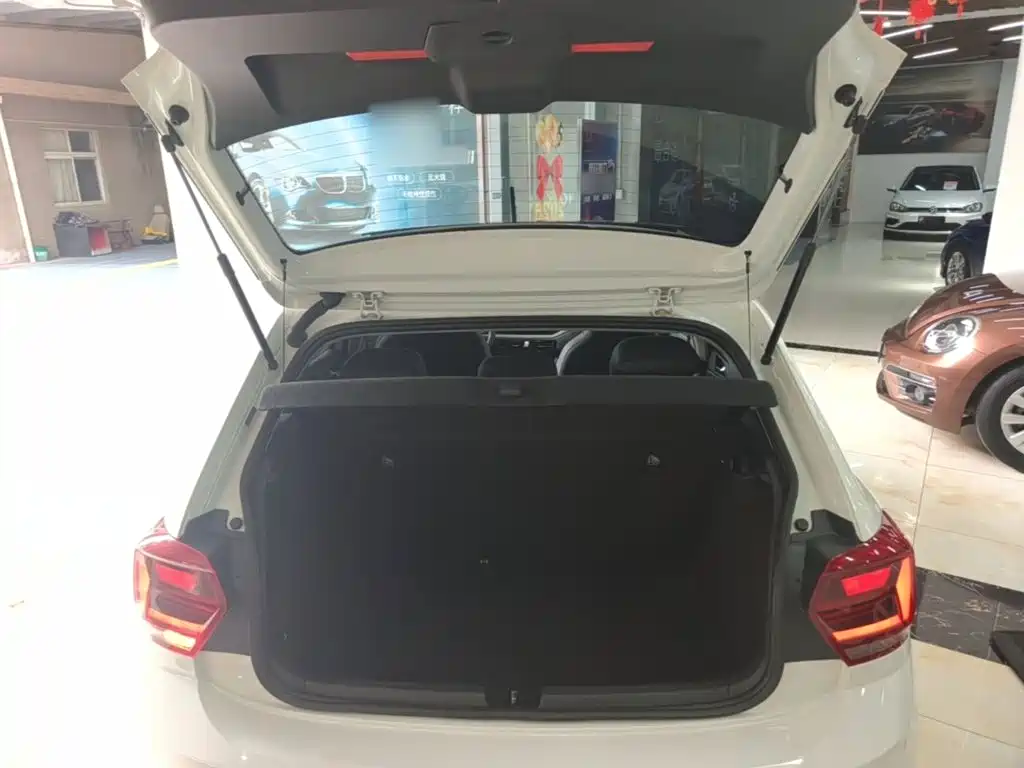 Volkswagen Polo — миниатюра 19