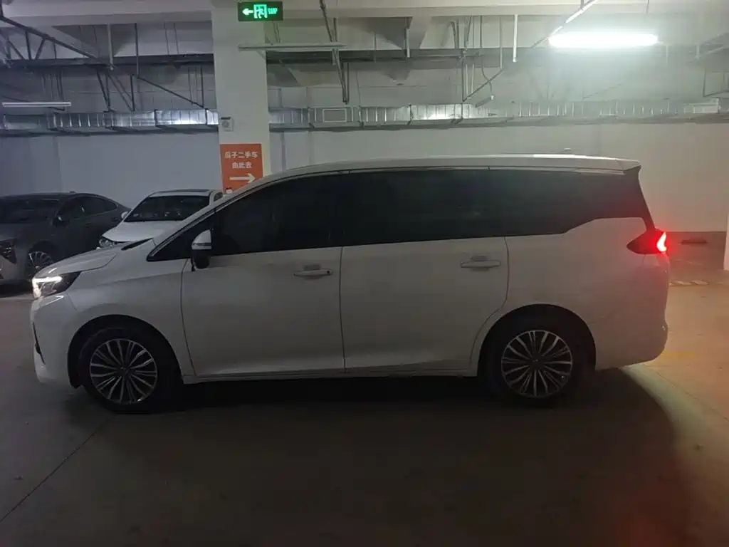 GAC Motor Trumpchi M6 — миниатюра 3