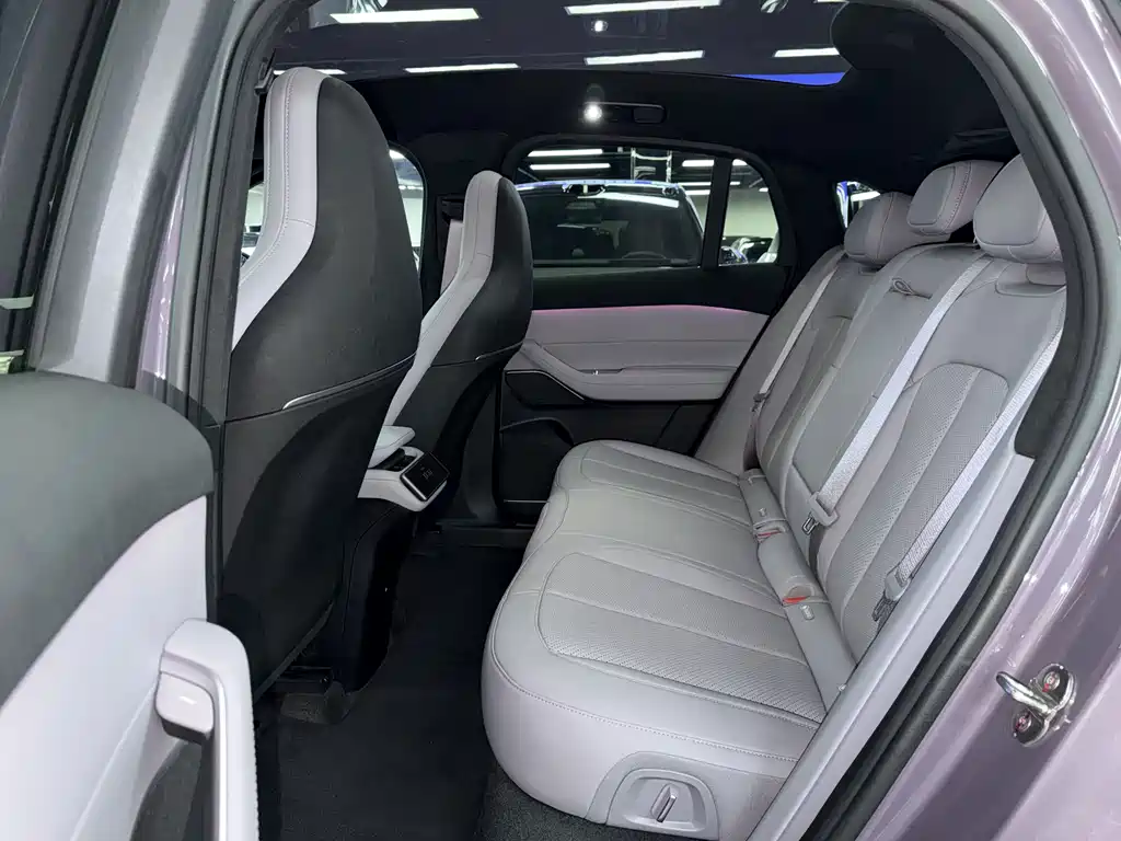 NIO EC6 — миниатюра 9