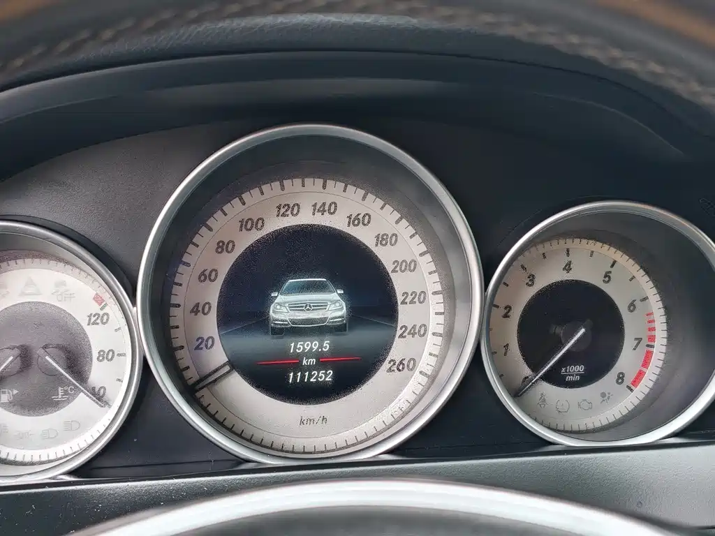 Mercedes-Benz C-Class — миниатюра 14