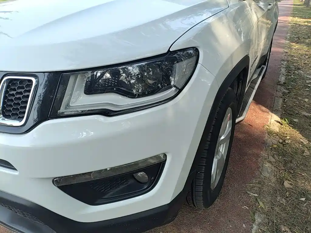 Jeep Compass — миниатюра 24