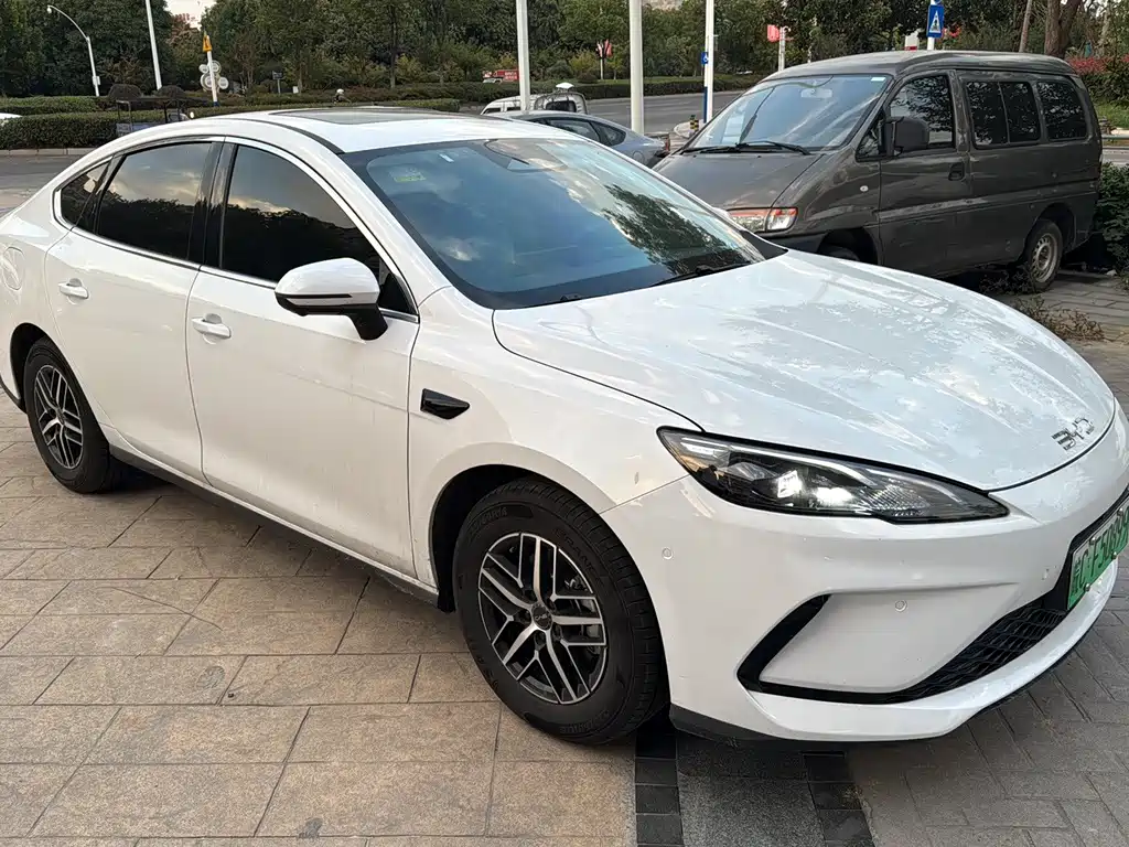 BYD Seal 05 DM-i — миниатюра 7