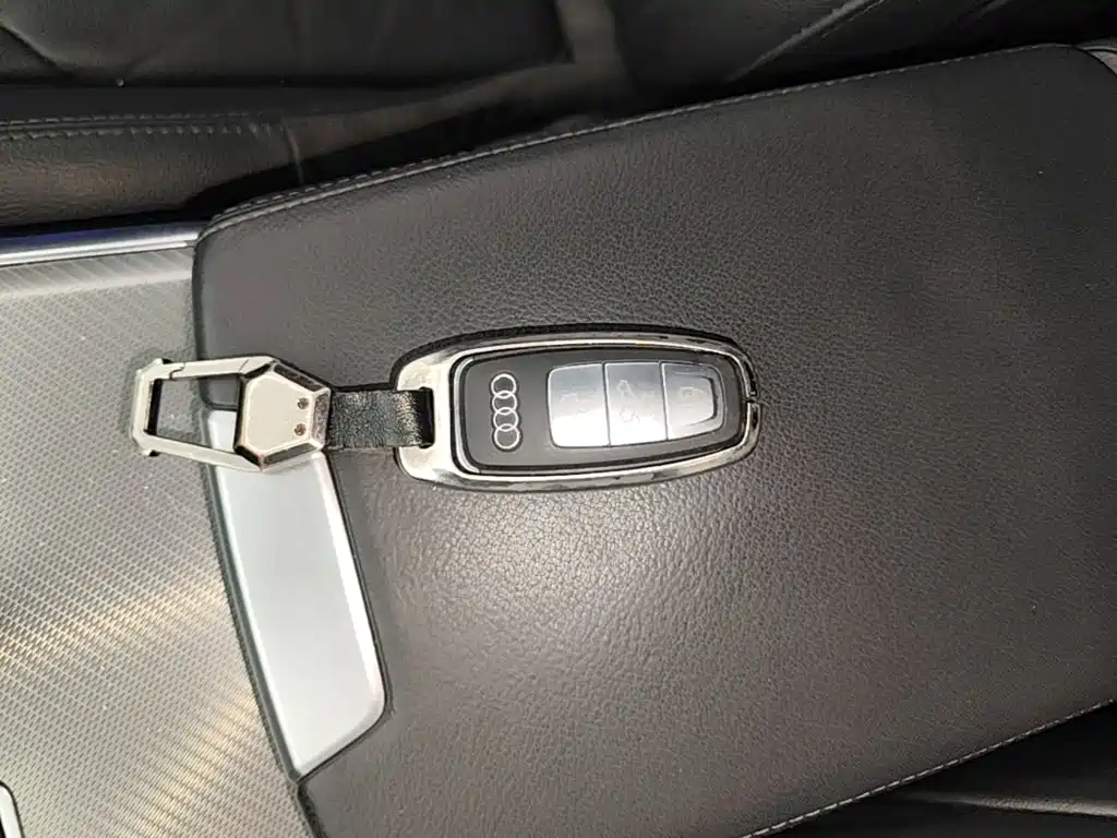 Audi A6L — миниатюра 9