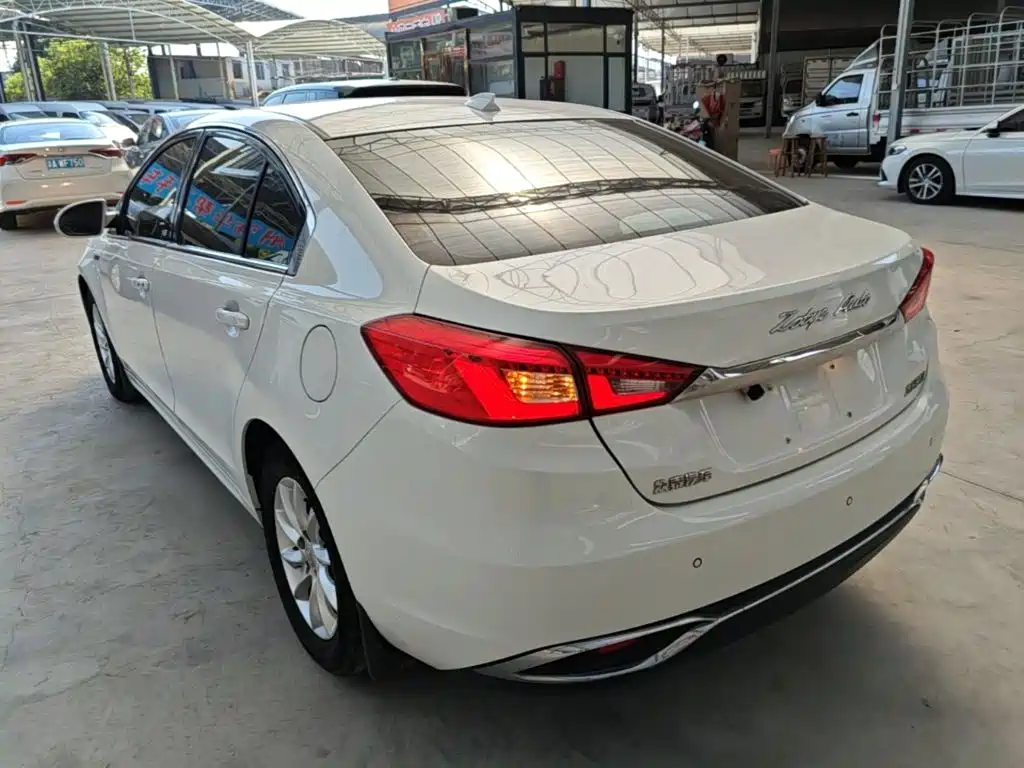 Zotye Zotye Z500 — миниатюра 5