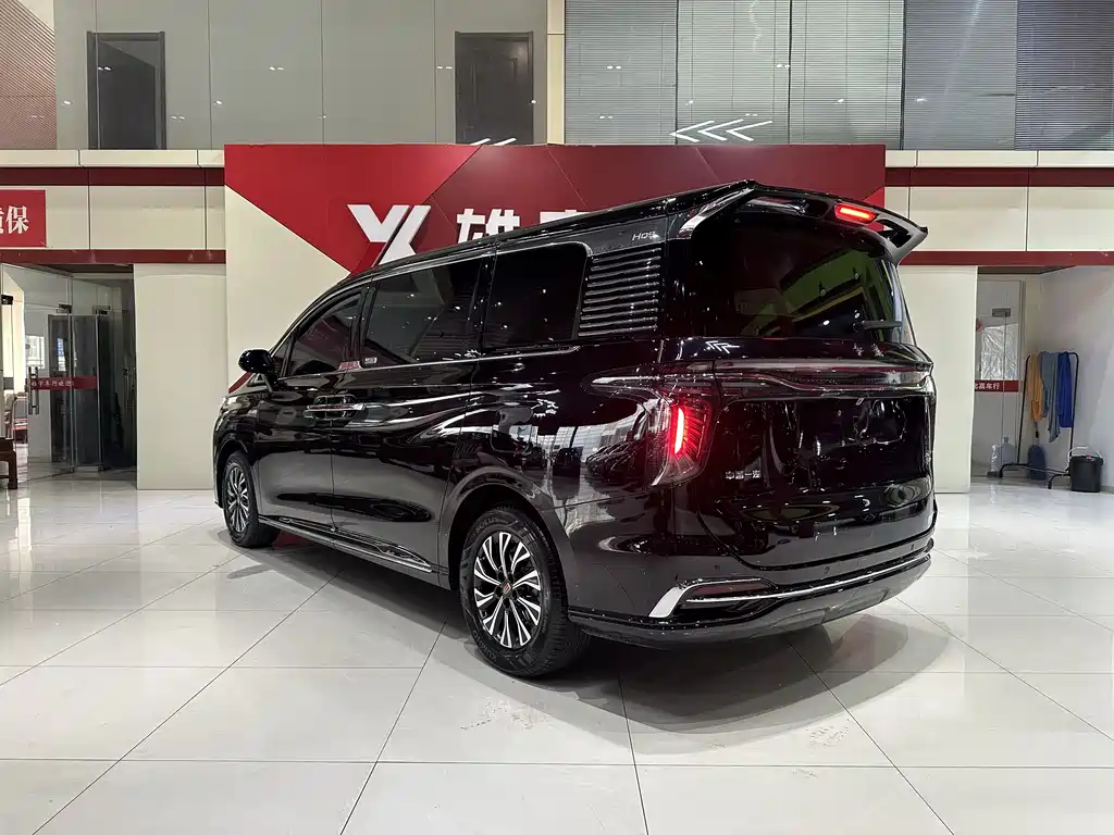 Hongqi HQ9 PHEV 2024 2.0T