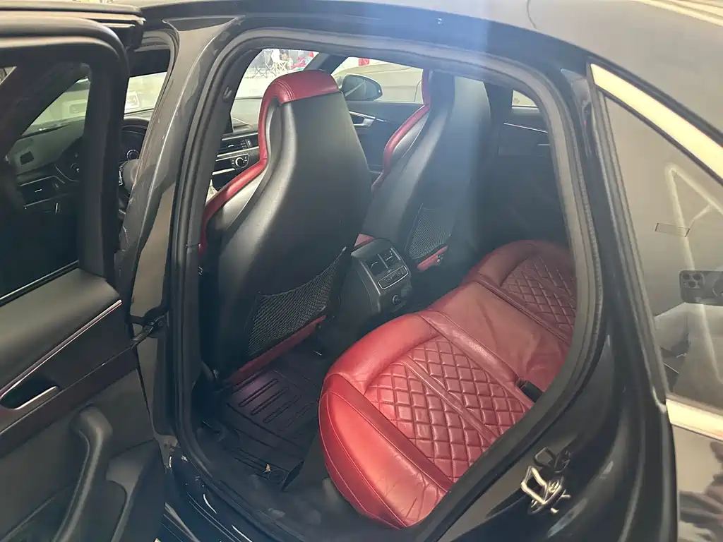 Audi S4 — миниатюра 5