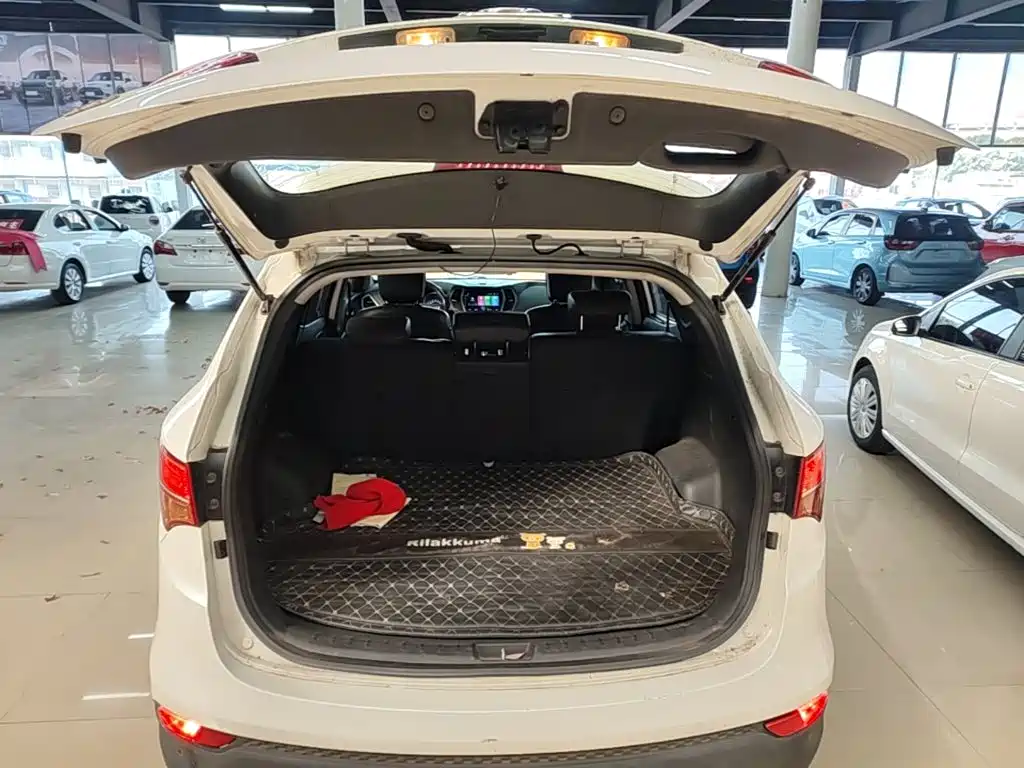Hyundai Santa Fe — миниатюра 19