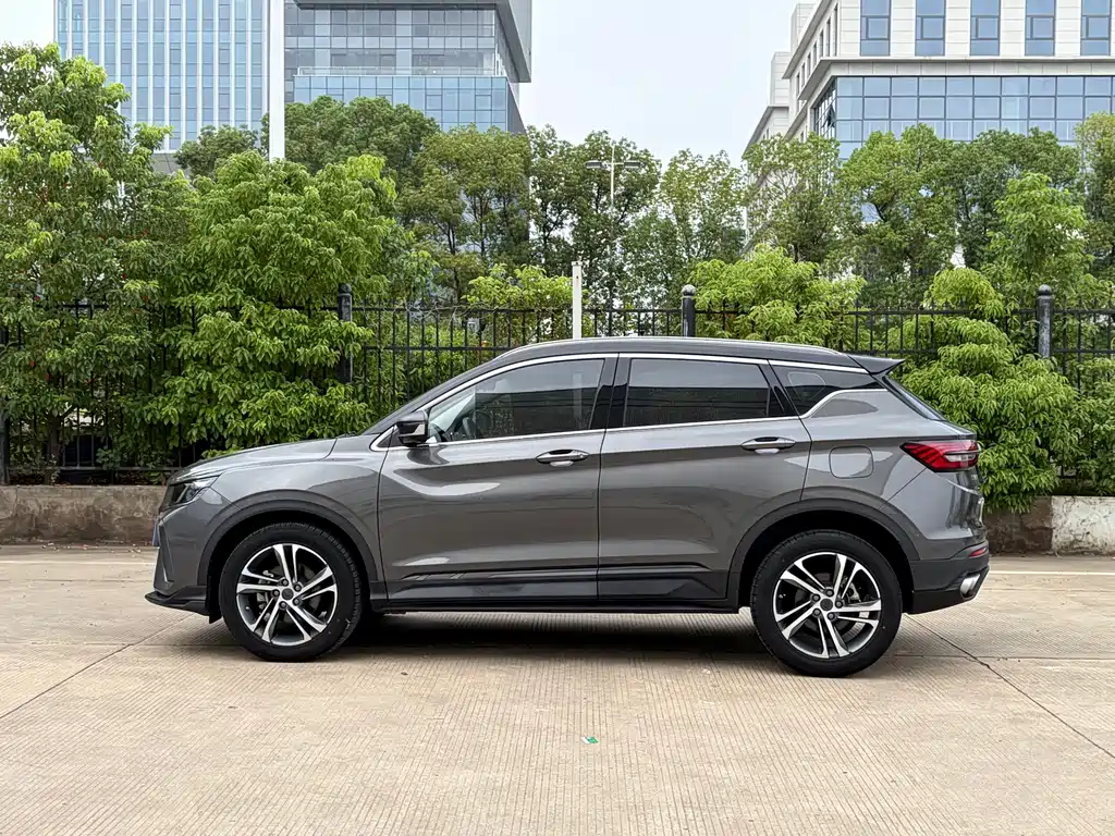 Geely Binyue — миниатюра 4