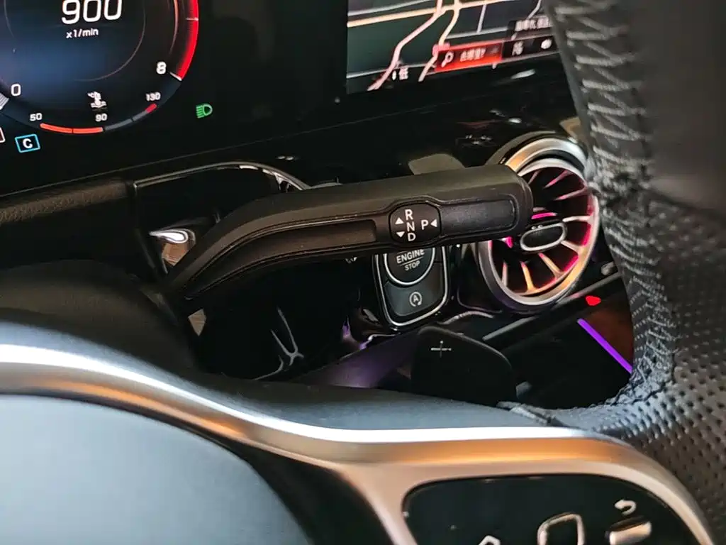 Mercedes-Benz GLA — миниатюра 14