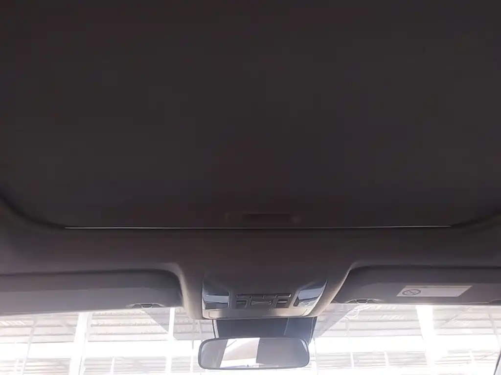 Toyota RAV4 — миниатюра 23