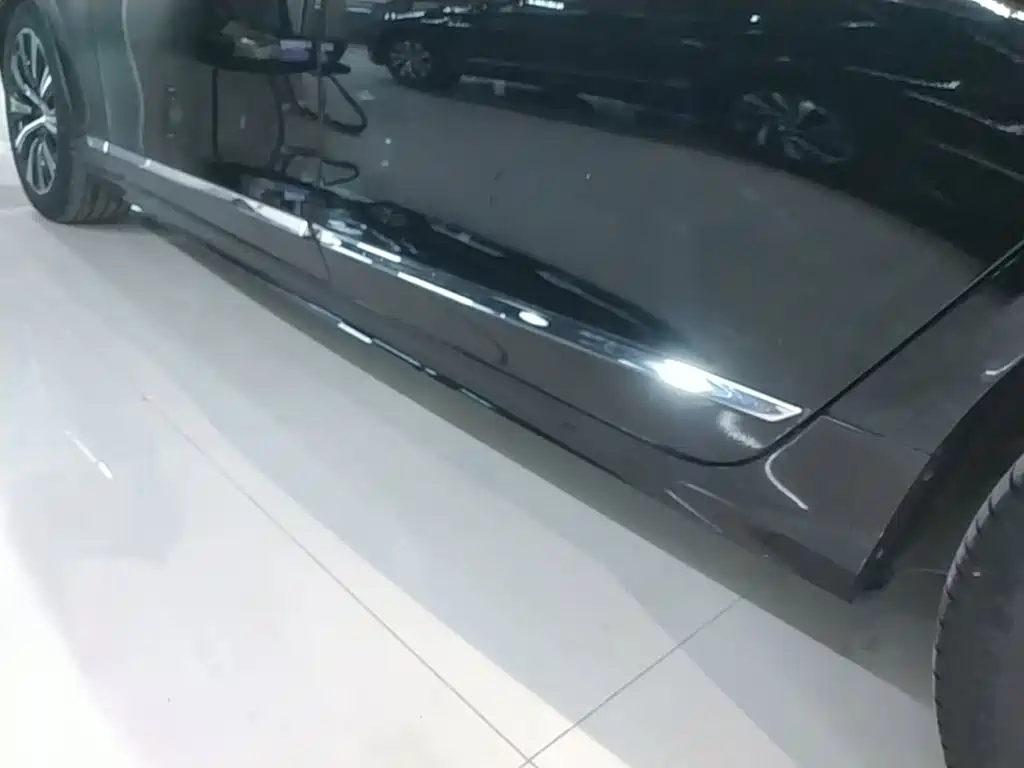 Volvo S90 PHEV — миниатюра 22