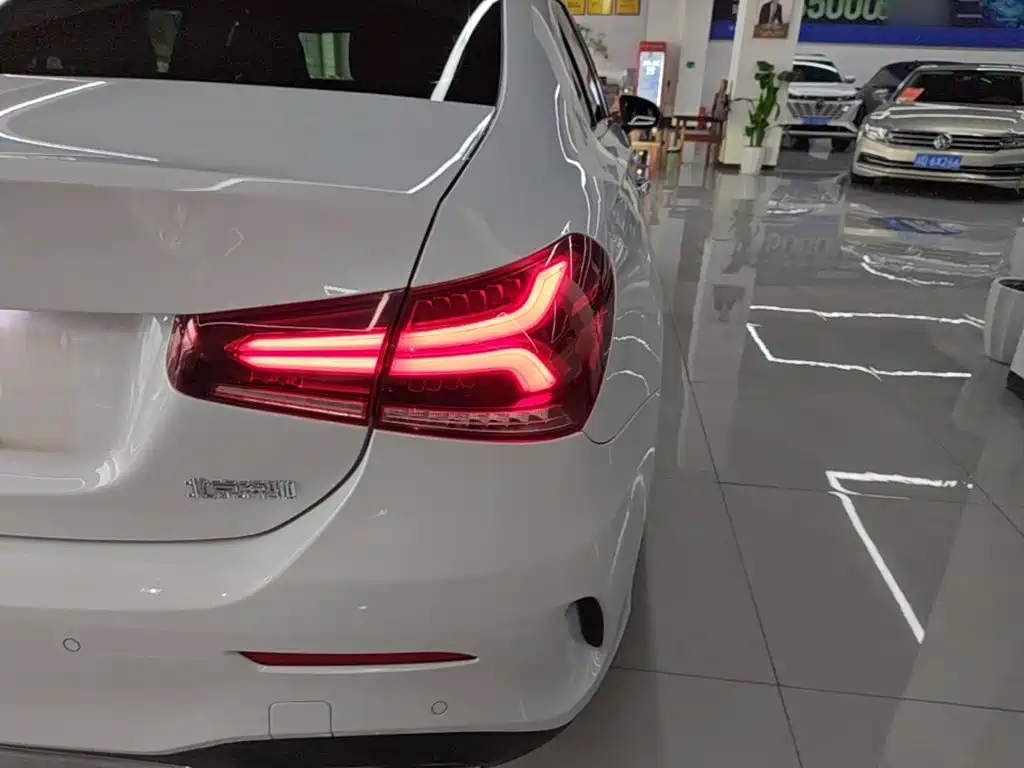Mercedes-Benz A-Class — миниатюра 8