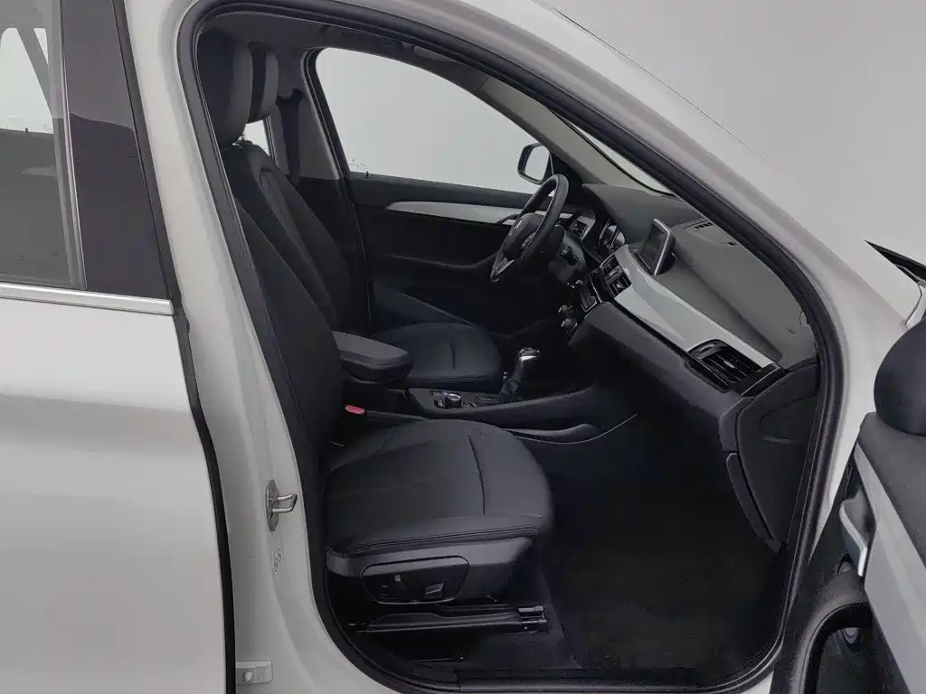 BMW X1 — миниатюра 23