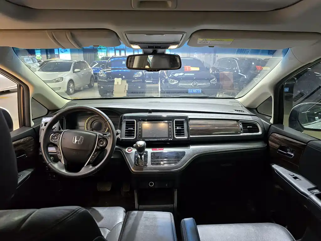 Honda Elysion — миниатюра 5