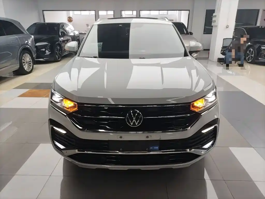 Volkswagen X — миниатюра 3