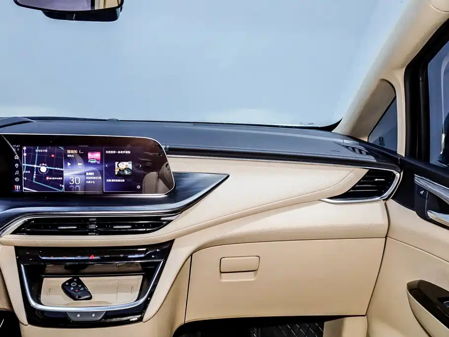 Buick GL8 Hybrid — миниатюра 33