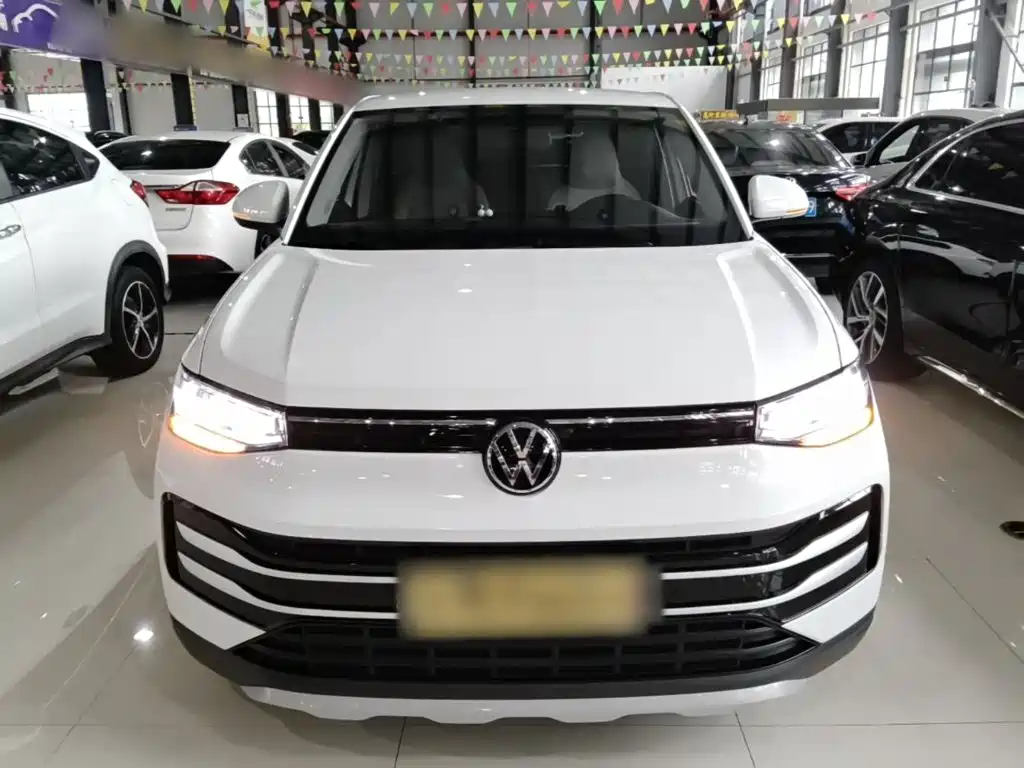Volkswagen Tharu — миниатюра 3