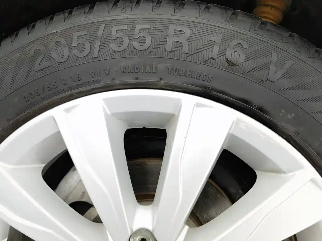 Volkswagen Sagitar — миниатюра 24