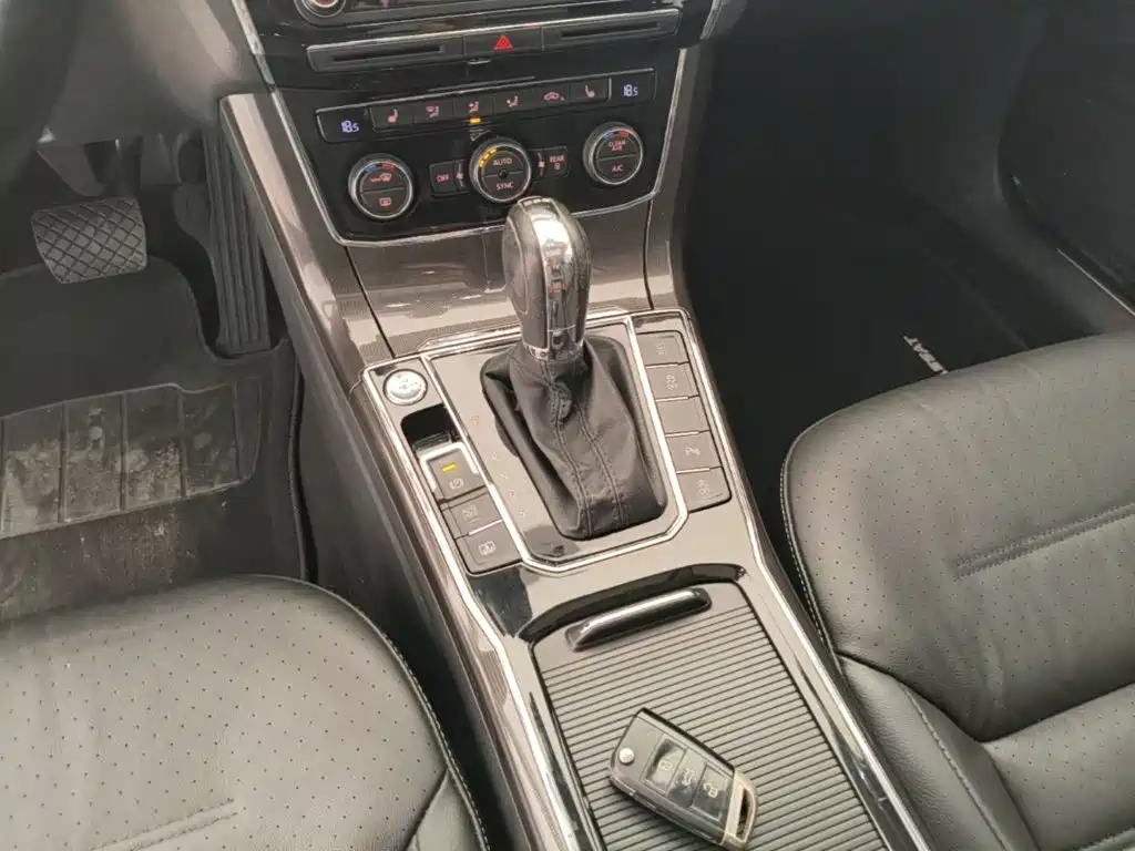 Volkswagen Passat — миниатюра 14