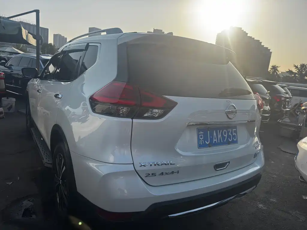 Nissan X-Trail — миниатюра 21