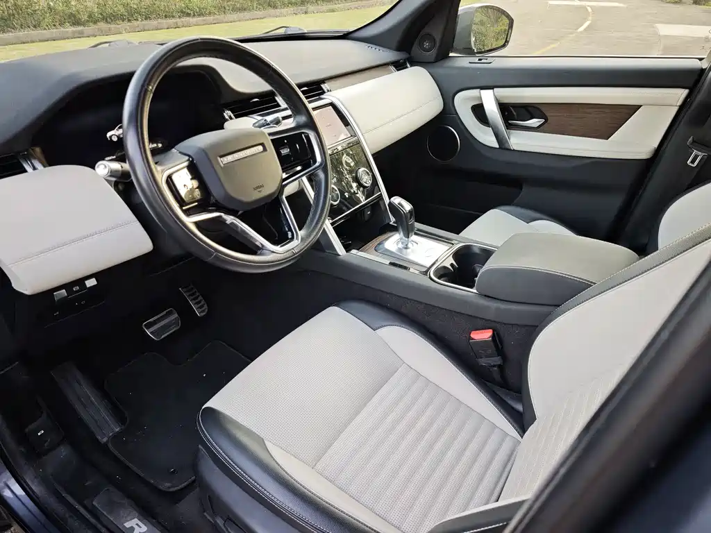 Land Rover Discovery Sport — миниатюра 4