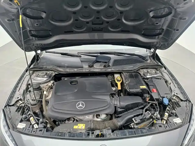 Mercedes-Benz GLA — миниатюра 11