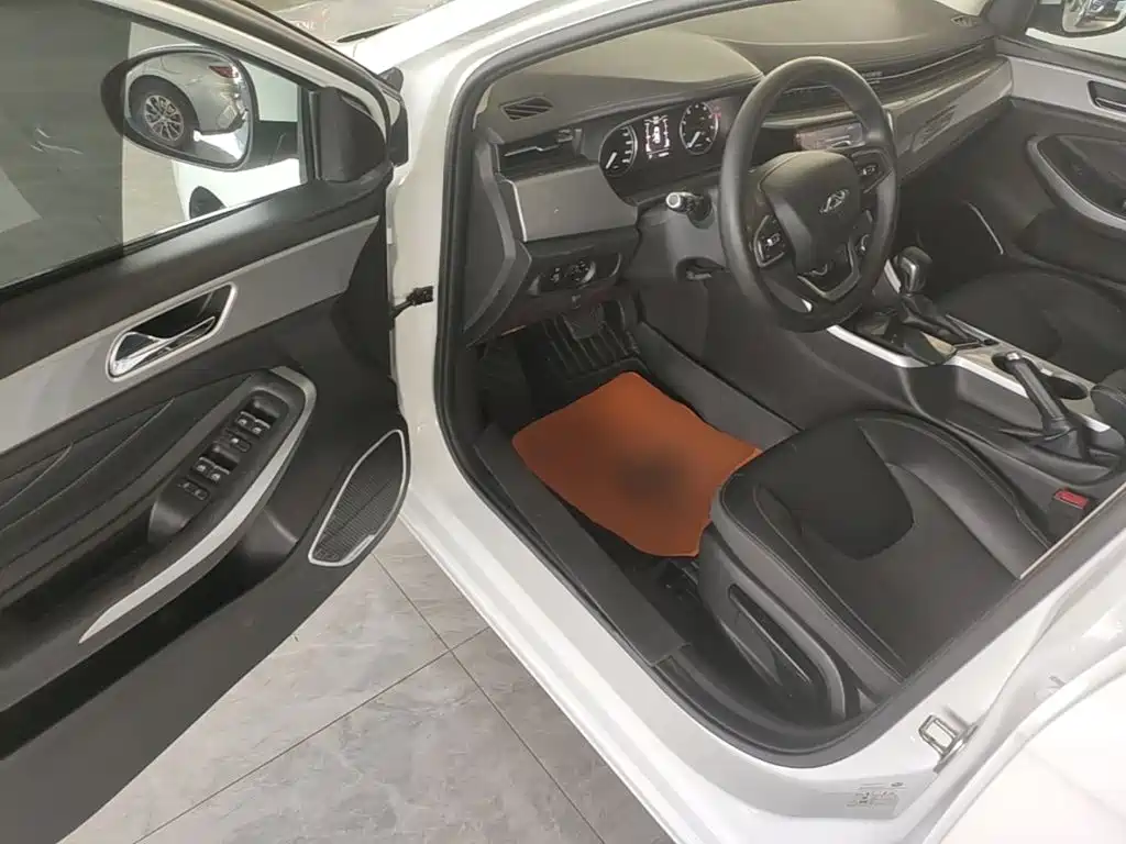 Chery Arrizo 5 — миниатюра 16