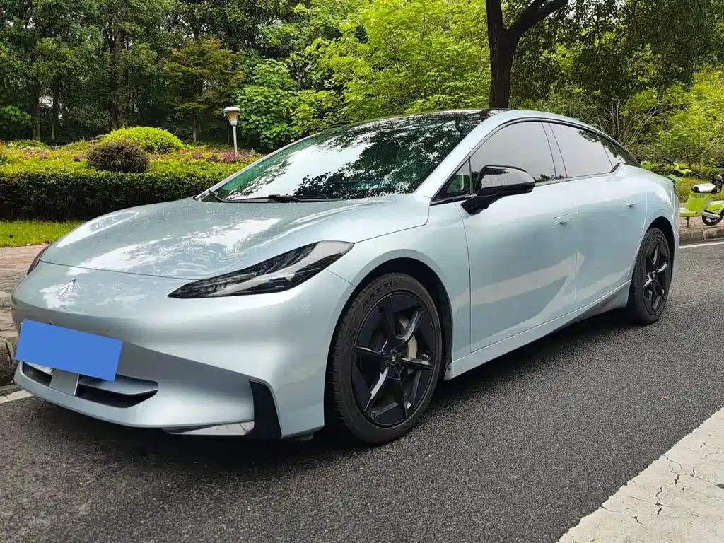 Hyper GT